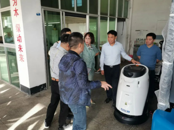 情暖永新昌丨熱烈歡迎廈門總商會舉辦的哈工大會長班同學光臨廈門永新昌參觀指導。 情暖永新昌丨熱烈歡迎廈門總商會舉辦的哈工大會長班同學光臨廈門永新昌參觀指導。